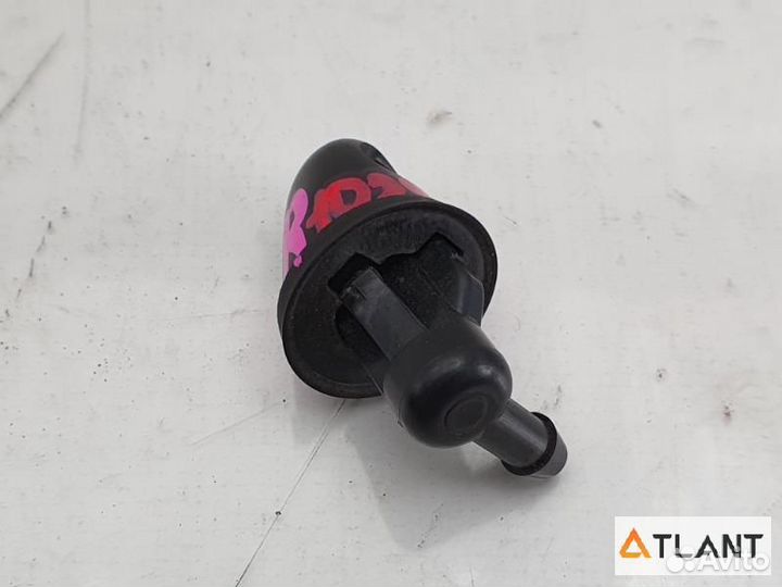 Форсунка омывателя задний mazda atenza