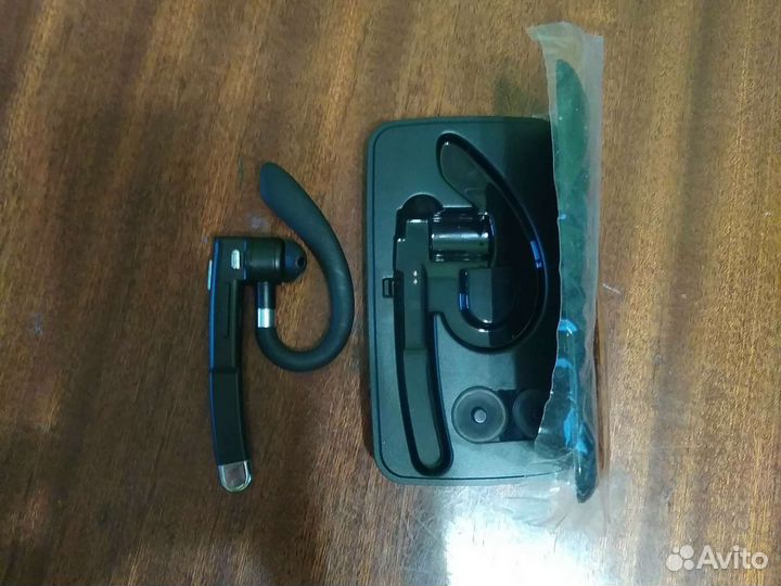 Наушник беспроводной с блютузом