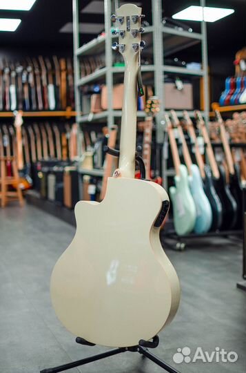 Электроакустика Yamaha APX600 Vintage White