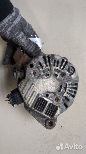 Генератор Toyota Yaris Verso, 2001