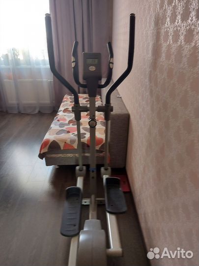 Эллиптический тренажер
