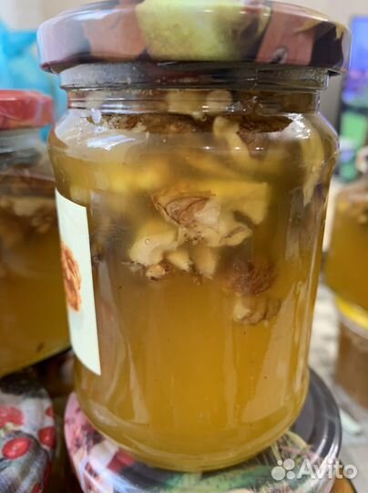 Орехи в меду