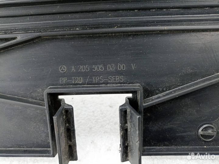 Дефлектор радиатора Mercedes-Benz C-Класс