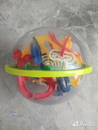 Головоломка лабиринт