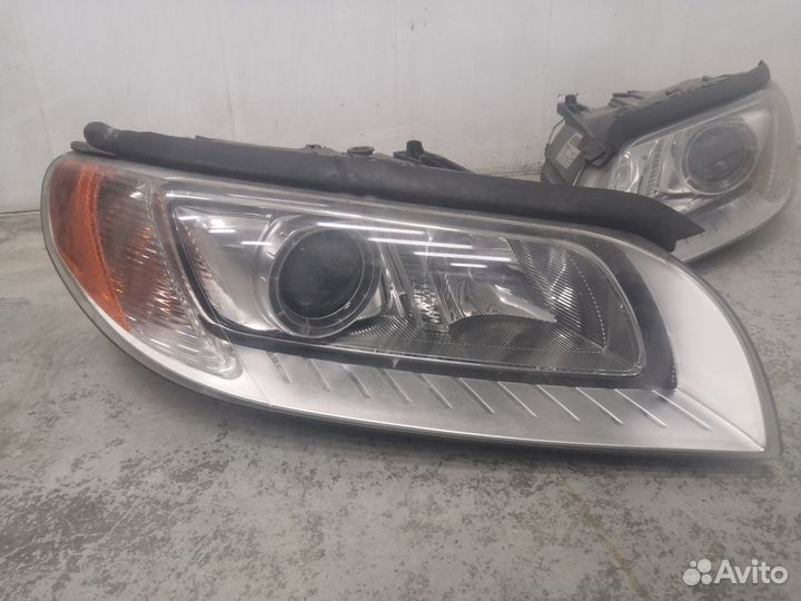 Фара правая/левая Volvo XC70/S80/V70