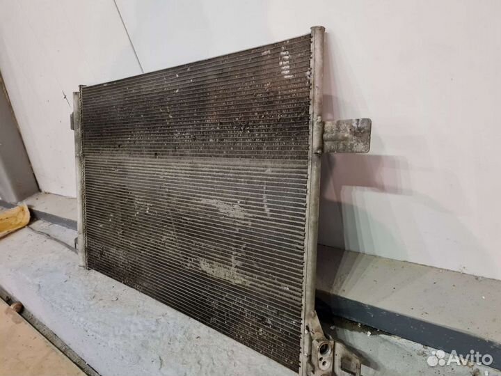 VW Transporter Caravelle T6 радиатор кондиционера