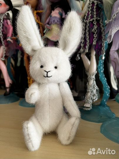 Заяц в технике тедди