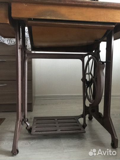 Швейная машина ножная Подольск