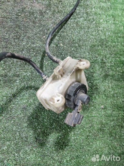 Бачок тормозной жидкости Ford Focus 1 1.8 eydk