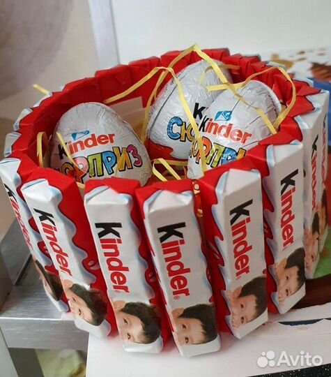 Торт из киндеров, конфет