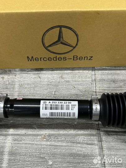 Приводной вал, спереди справа Mercedes A2533302200