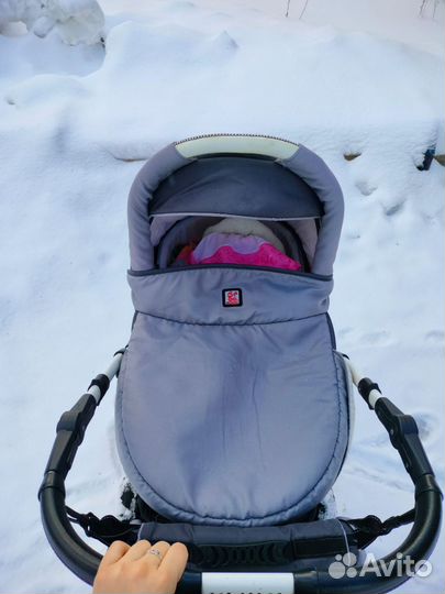 Прогулочная коляска 2 в 1