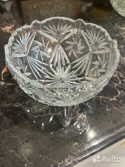 Хрустальная конфетница