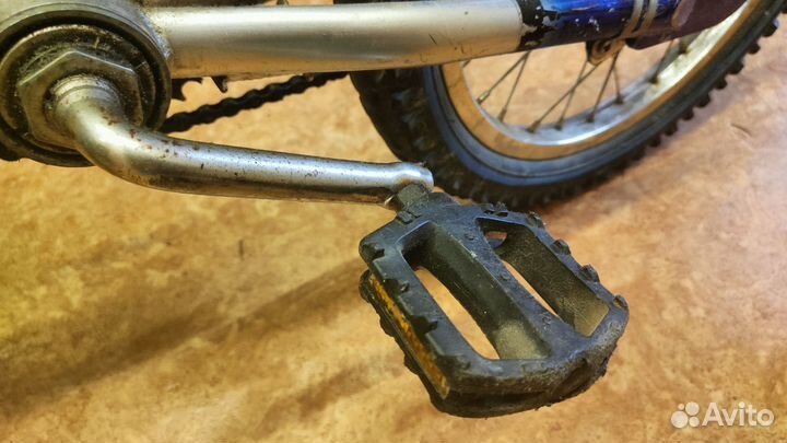 Велосипед детский 5-7 лет. Колеса 16