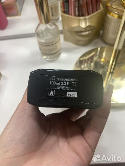 Guerlain la petite robe noire black perfecto