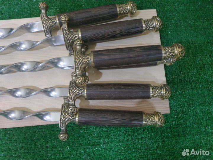 Шампура подарочные 