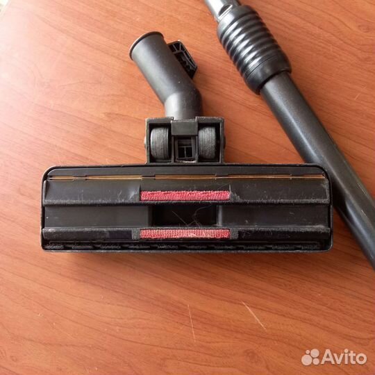 Телескопическая труба и щётка для пылесоса samsung