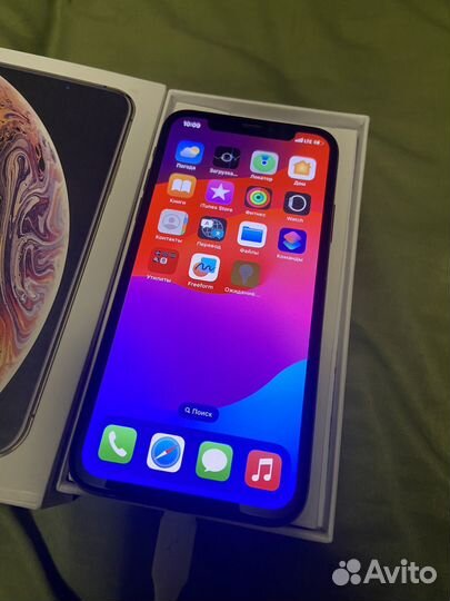 iPhone Xs, 64 ГБ