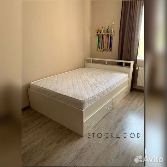 Кровать новая с ящиками