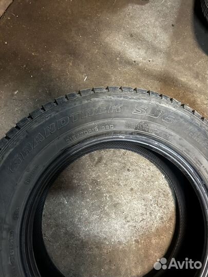 Dunlop Grandtrek SJ6 215/70 R16 99Q