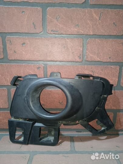 Оправа туманки mazda atenza GG3S LH