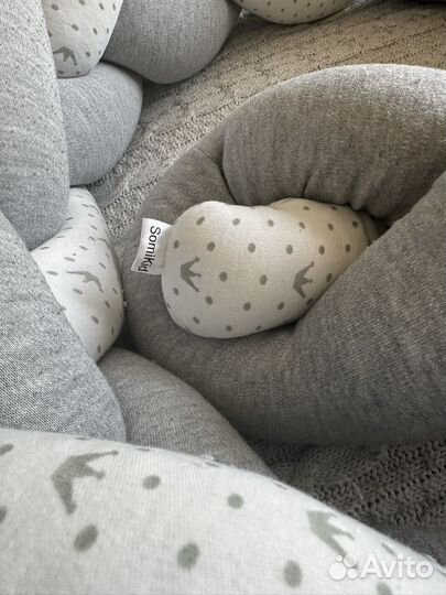 Бортик коса в кроватку