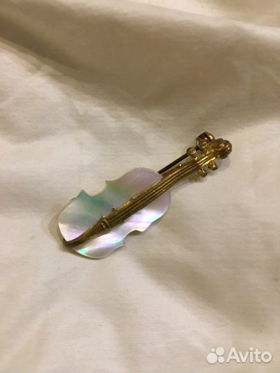 Скрипка винтажная брошь Германия
