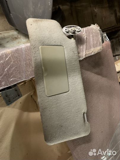 Солнцезащитный козырек правый форд фокус 1