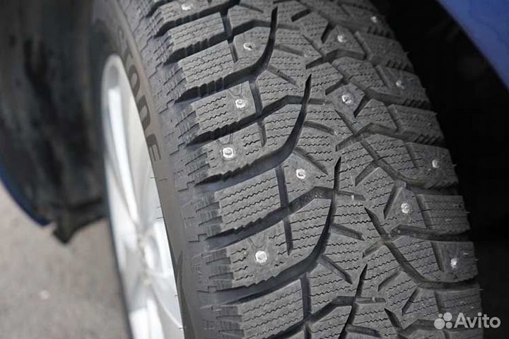 Bridgestone Blizzak Spike-02 205/55 R16 91T