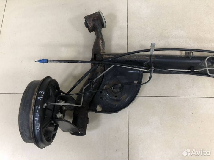 Б/У Балка задняя 555112782R, 555024734R renault