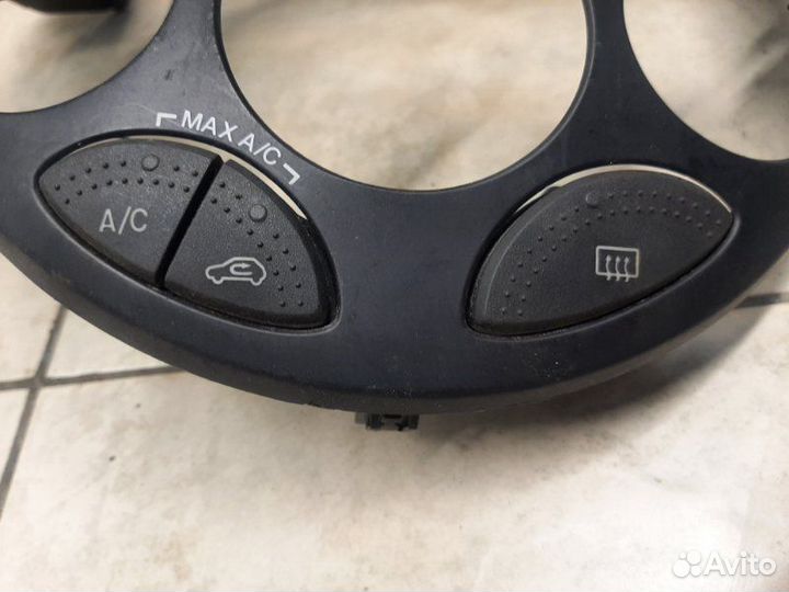 Блок кнопок Ford Focus 1 YS4E 2001