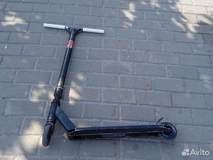 Трюковой самокат