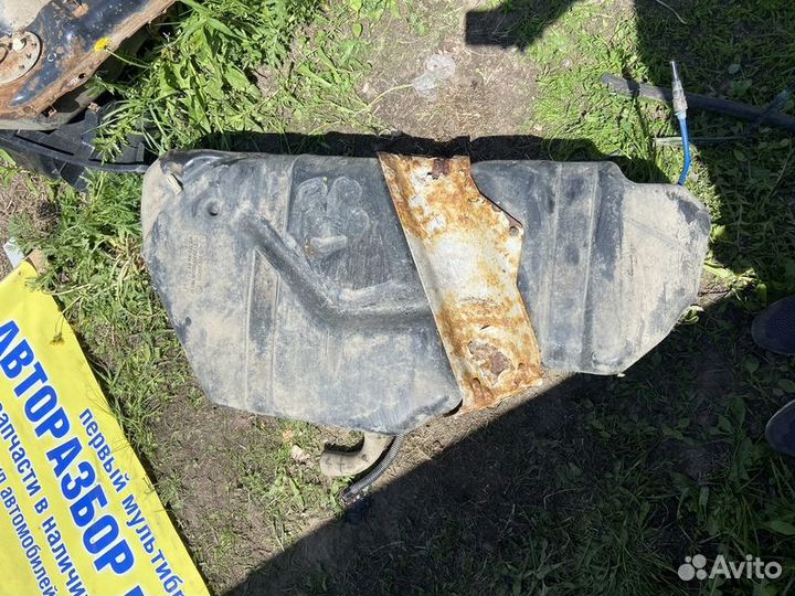 Топливный бак Opel Astra H