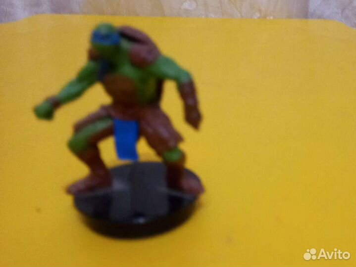 Черепашка-ниндзя фигурка