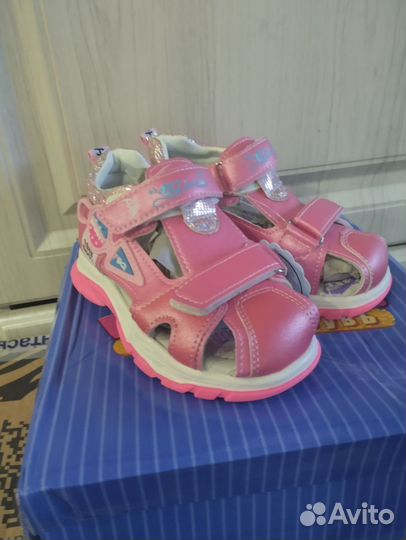 Новые сандали 23