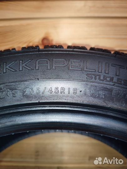 Nokian Tyres Hakkapeliitta R3 SUV 255/45 R19 104R