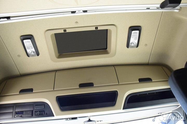 Mercedes-Benz Actros, 2023