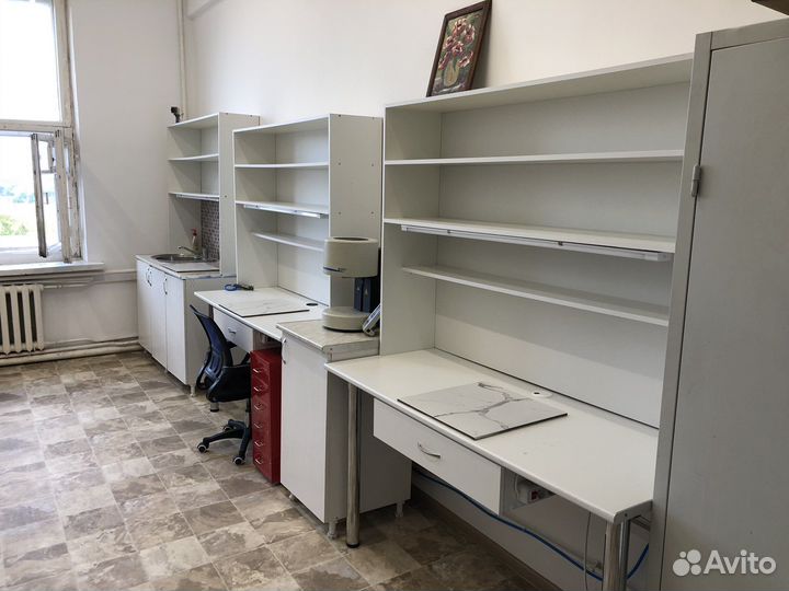Аренда стола в зуботехнической лаборатории