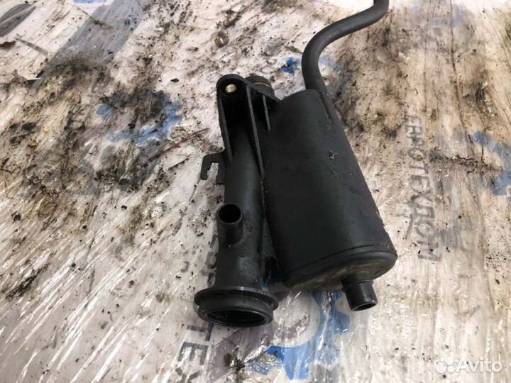 Маслоотделитель передний Kia Carnival UP/GQ J3