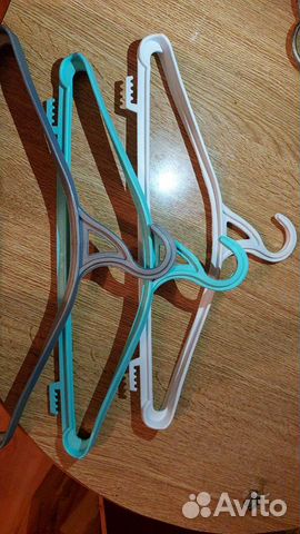 Вешалка плечики для одежды