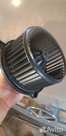 Моторчик печки передний Kia Mohave