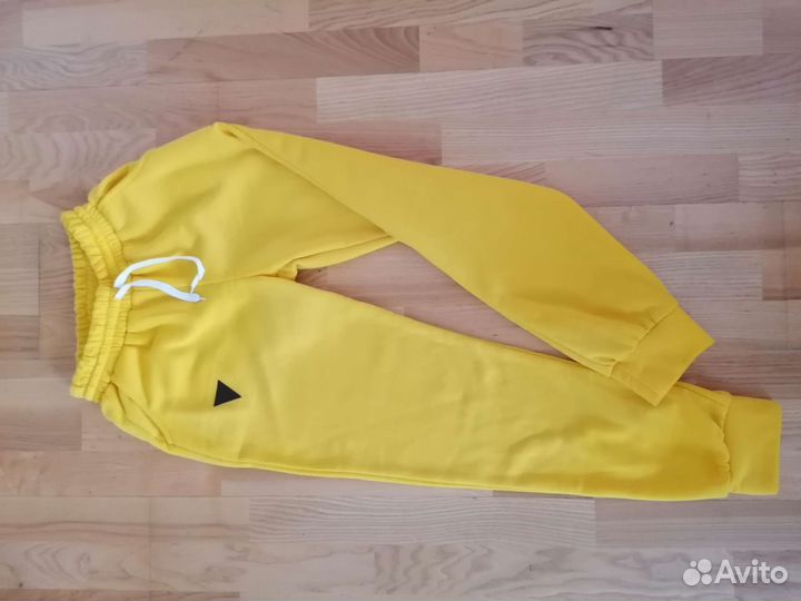 Спортивный костюм женский 44-46 размер