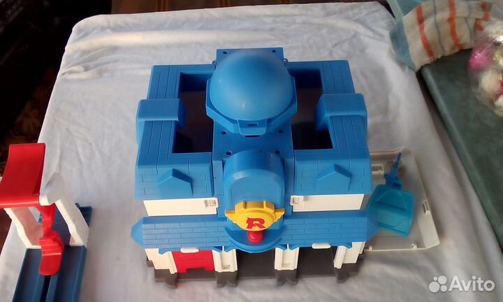 Космическая станция R