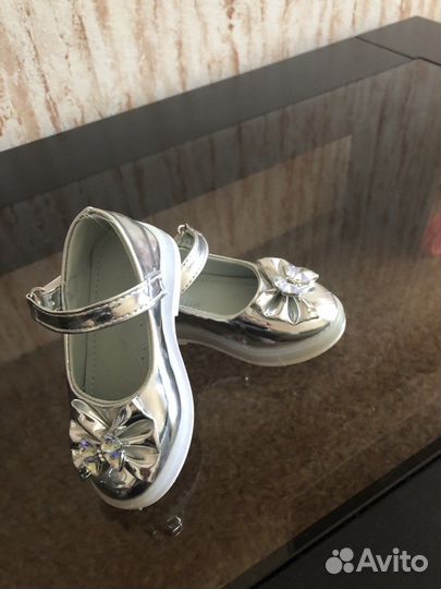 Туфли на девочку