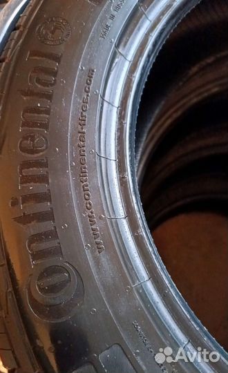 Continental ContiCrossContact UHP 21.5/60 R17 160V