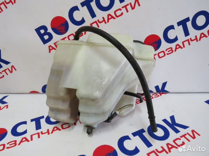 Бачок омывателя toyota carina AT210, AT211, AT212