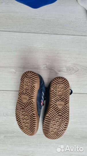 Футбольные бутсы