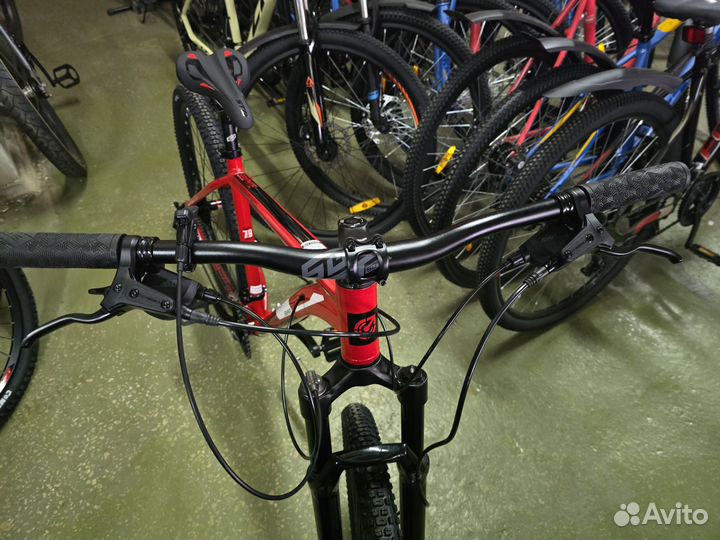 Велосипед 27.5 Stinger Graphite Comp возд.вилка