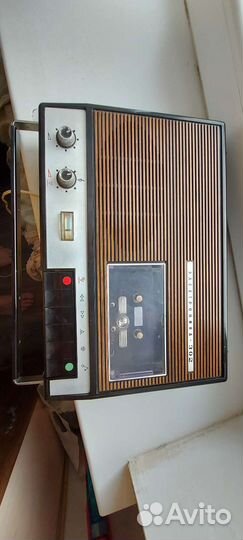 Магнитола Электроника 302 1975 года