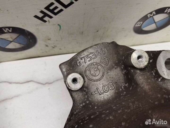 Поворотный кулак передний Bmw 7-Series E65